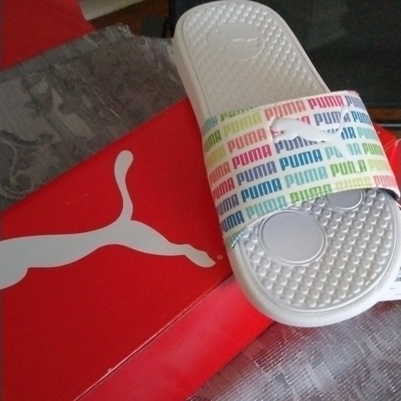 Slides - Picture 4 of 4